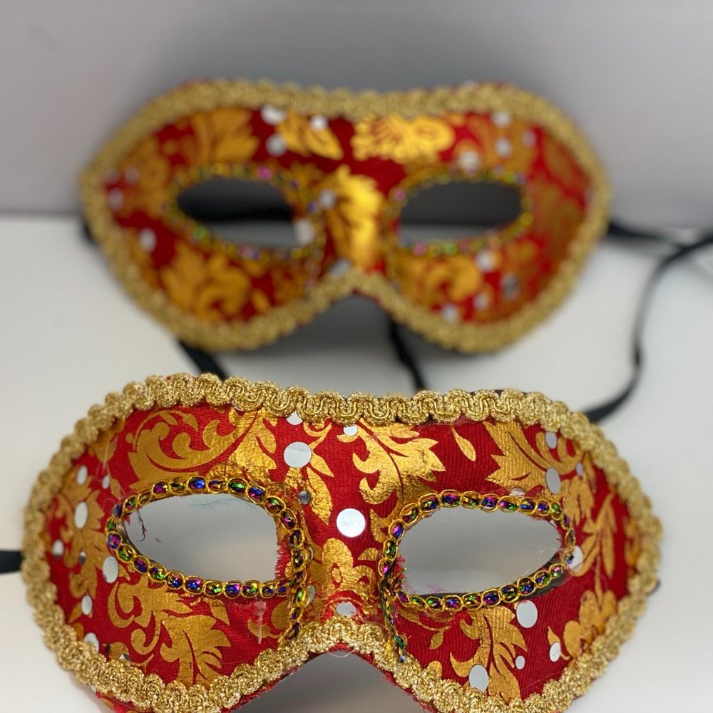 Mascarade Mask Multiple Colors with Gold Accent w/Beautiful Detail